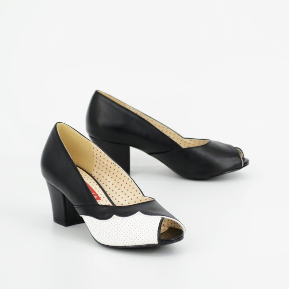 B.A.I.T 1940s inspired two-tone heels